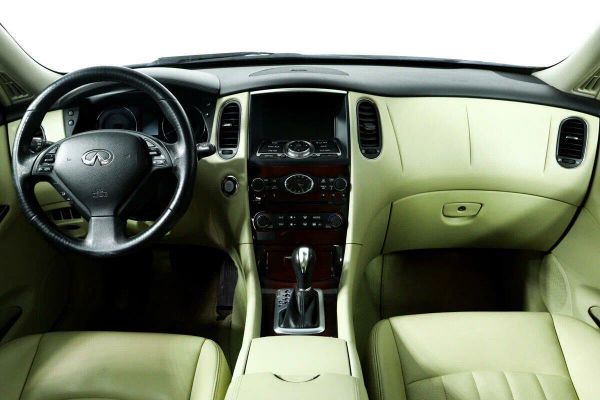 Infiniti