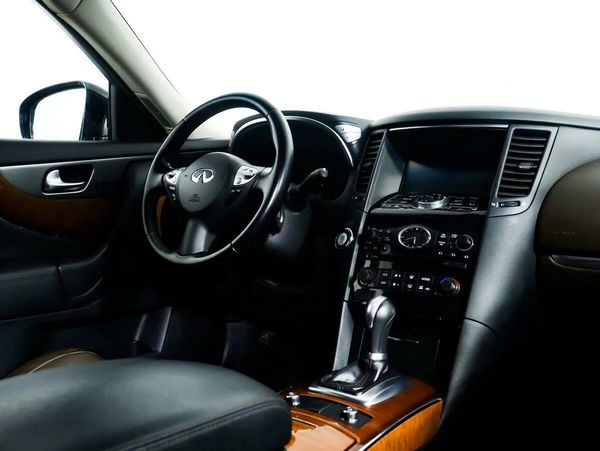 Infiniti