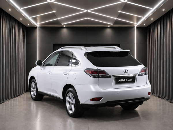 Lexus