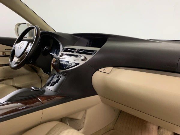 Lexus