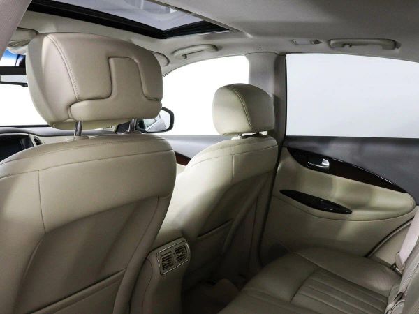 Infiniti