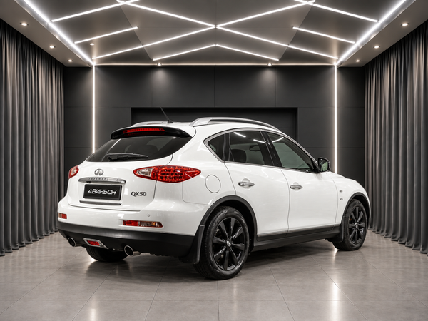 Infiniti