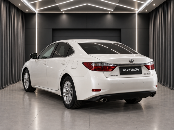 Lexus