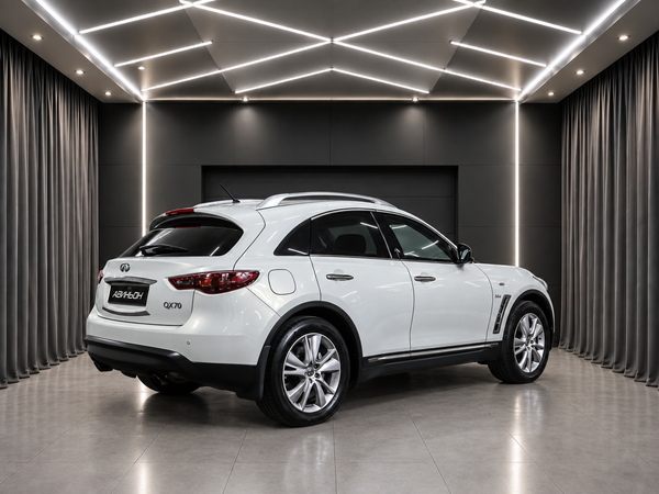 Infiniti