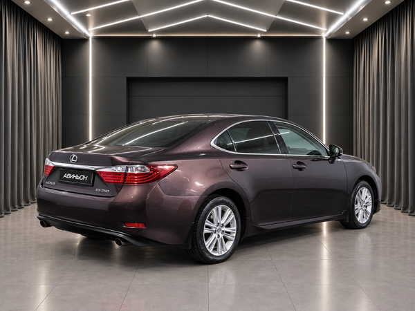 Lexus