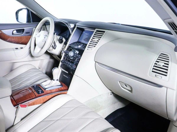 Infiniti
