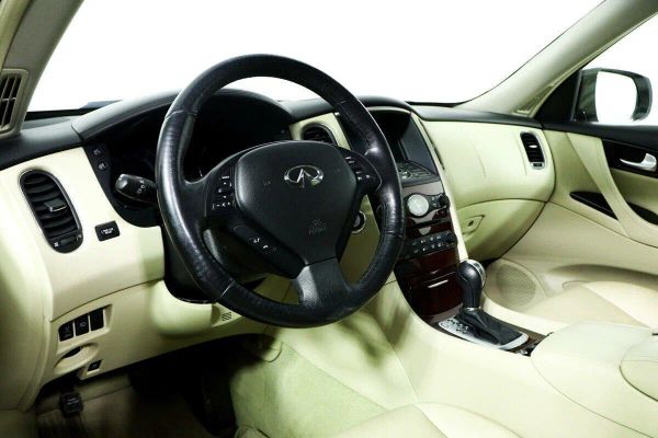 Infiniti