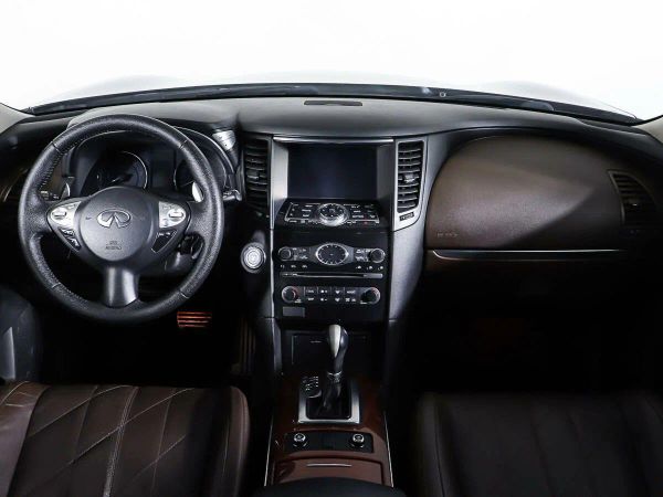 Infiniti