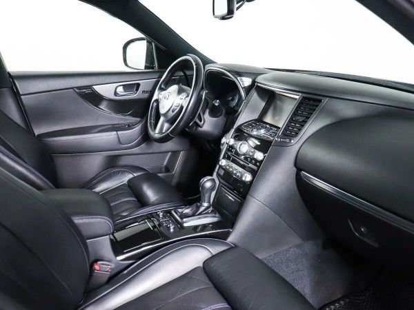 Infiniti