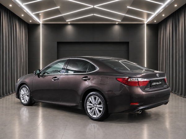Lexus