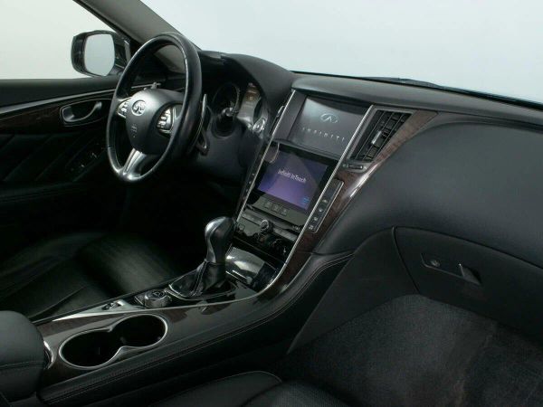 Infiniti