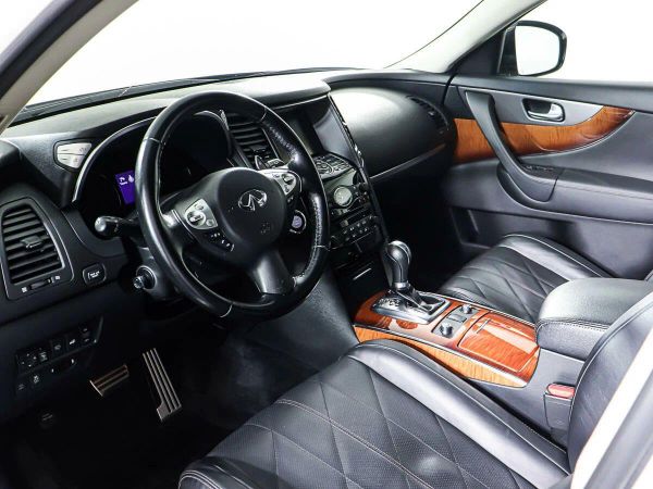 Infiniti