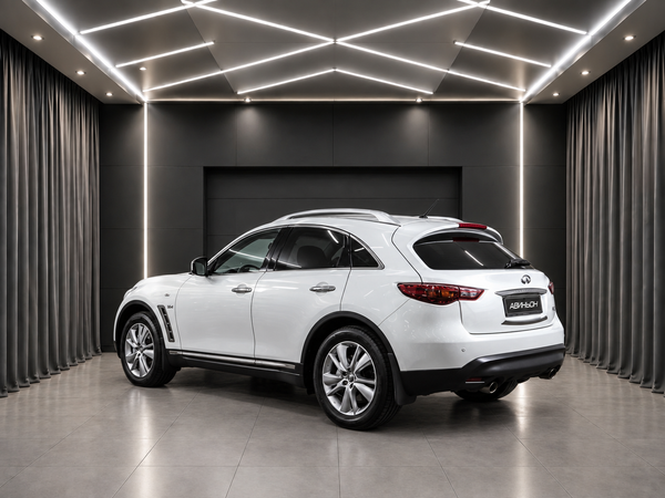 Infiniti